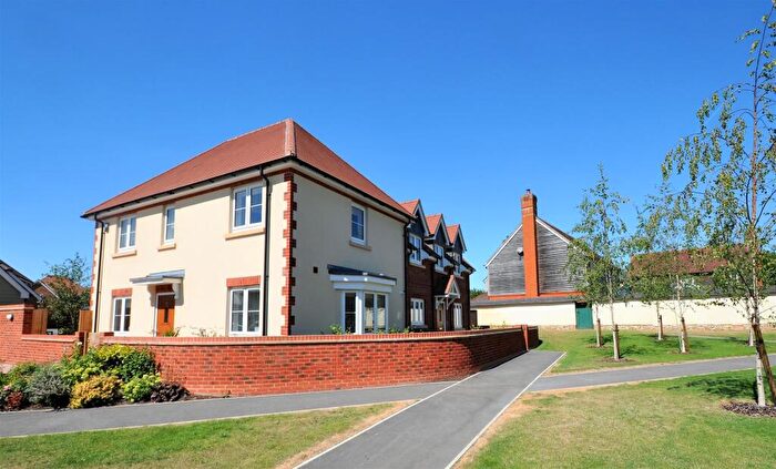 3 Bedroom Semi Detached House For Sale In Richard Adams Close, Whitchurch, RG28