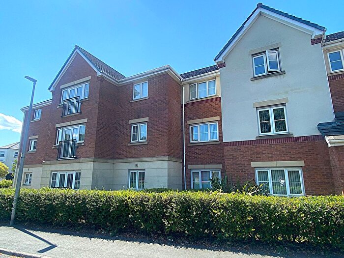 2 Bedroom Flat To Rent In King Street, Wednesbury, WS10