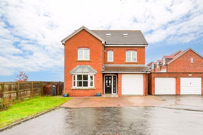 5 Bedroom Detached House For Sale In Derwent Road, Whitby, YO21