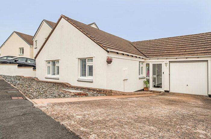 3 Bedroom Bungalow For Sale In Meadow View, Uffculme, Cullompton, Devon, EX15