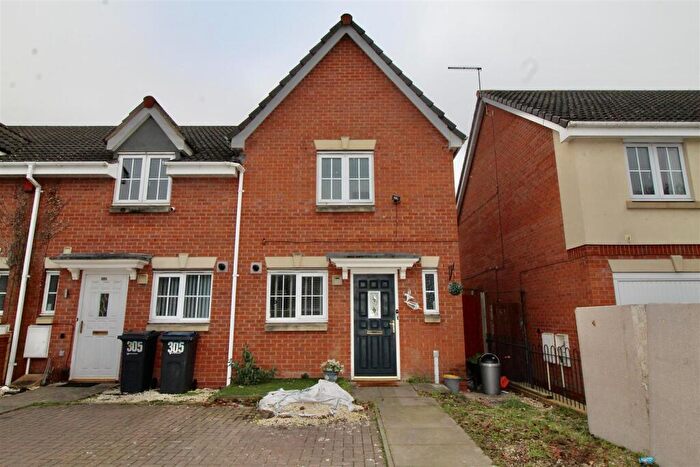 2 Bedroom End Of Terrace House For Sale In Kendrick Avenue, Shard End, Birmingham, B34