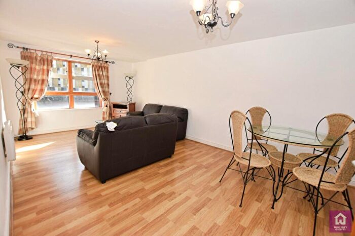 2 Bedroom Flat To Rent In Whitworth Street West, Southern Gateway, Manchester, M1