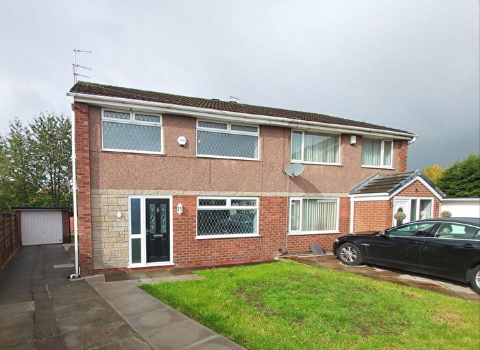 3 Bedroom Property To Rent In Standfield Drive, Worsley, M28