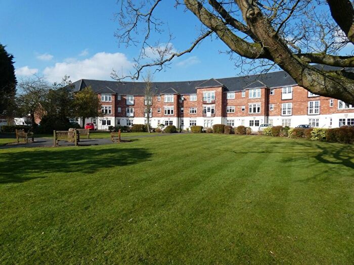 2 Bedroom Apartment To Rent In Halliwell Crescent, Hutton, PR4