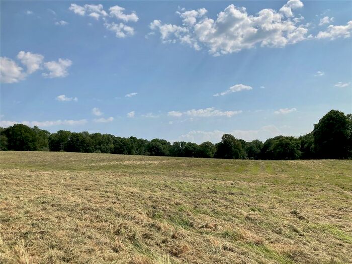 Land To Rent In Ewshot Lane, Ewshot, Farnham, Hampshire, GU10