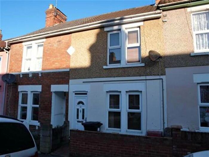 2 Bedroom Terraced House To Rent In Whitehead Street, Swindon, SN1
