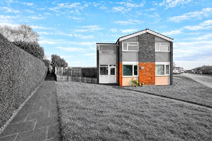 1 Bedroom Flat For Sale In Royal Meadow Drive, Atherstone, Warwickshire, CV9