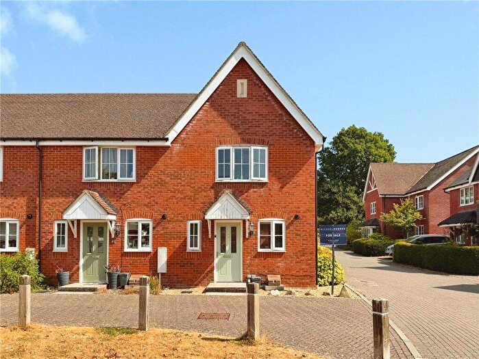 2 Bedroom End Of Terrace House For Sale In Wadham Close, Romsey, Hampshire, SO51