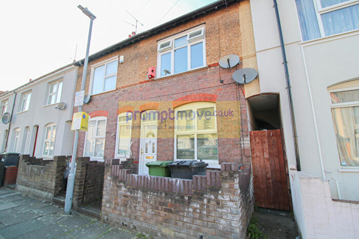 2 Bedroom Terraced House To Rent In Dane Road Luton, LU3