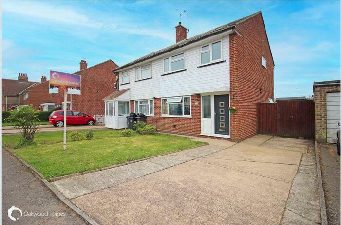 3 Bedroom Semi-Detached House To Rent In Broadstairs, CT10