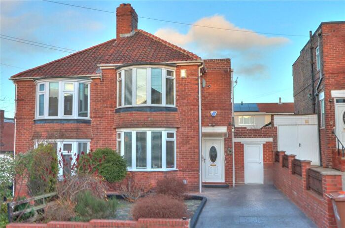 3 Bedroom Semi Detached House For Sale In Robsheugh Place, Newcastle Upon Tyne, Tyne And Wear, NE5