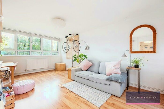 1 Bedroom Flat To Rent In St. Loy's Road, London, N17