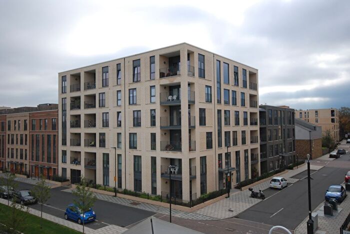 1 Bedroom Flat To Rent In Oval Quarter, London, SW9