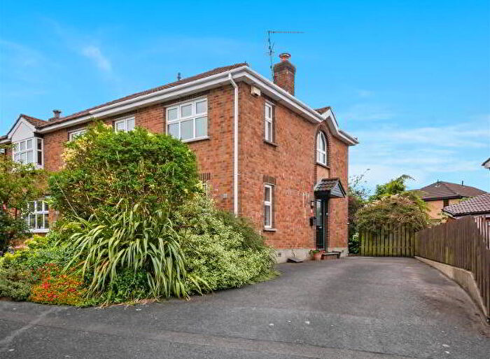 3 Bedroom Semi-Detached House For Sale In Briar Hill, Belfast, BT8