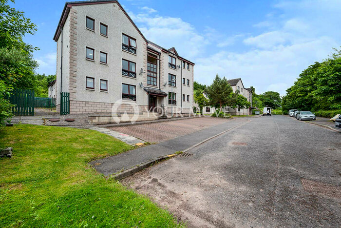 1 Bedroom Flat To Rent In Tulloch Square, Dingwall, Highland, IV15