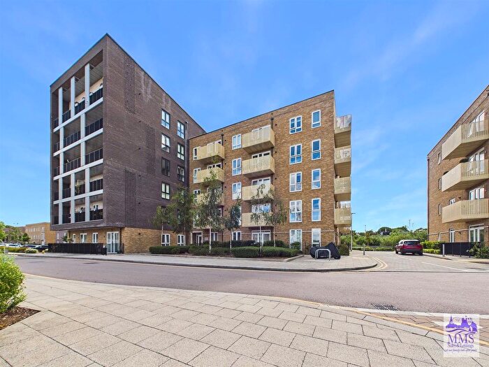 1 Bedroom Flat For Sale In Corys Road, Rochester, ME1