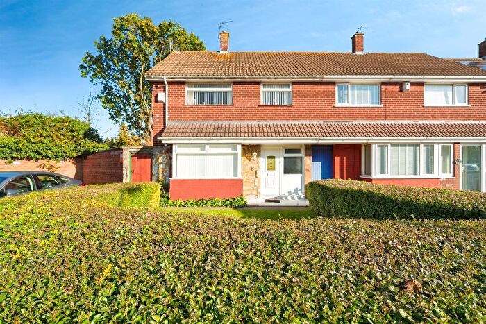 3 Bedroom Terraced House For Sale In Ford Close, Wirral, CH49