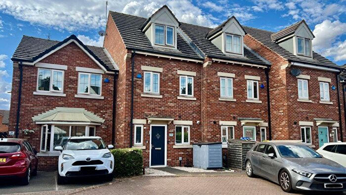 3 Bedroom Terraced House For Sale In Mulberry Gardens, Scunthorpe, DN16