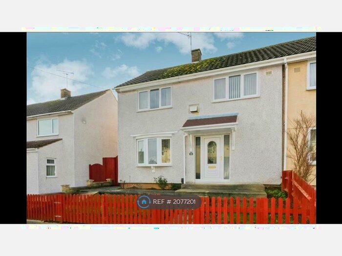 3 Bedroom End Of Terrace House To Rent In Rossetti Road, Corby, NN18