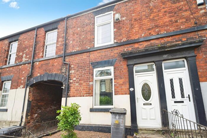 2 Bedroom Terraced House For Sale In Dodworth Road, Barnsley, S70