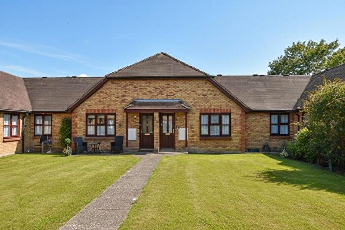 1 Bedroom Sheltered Housing For Sale In Tutors Way, South Woodham Ferrers, CM3