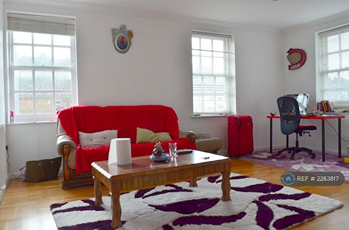 1 Bedroom Flat To Rent In Carden Ave, Brighton, BN1