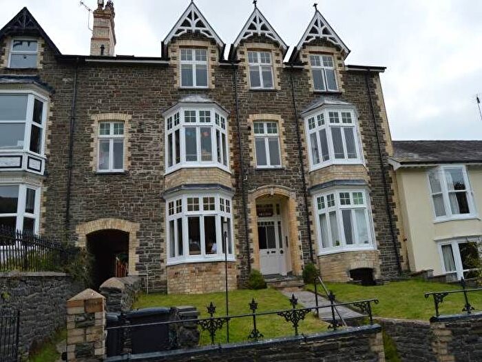 2 Bedroom Flat To Rent In Bryn Y Mor Road, Aberystwyth, Ceredigion, SY23