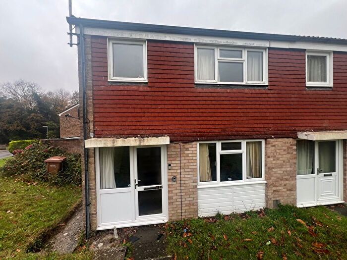 3 Bedroom Terraced House To Rent In Hatchetts Drive, Haslemere, GU27