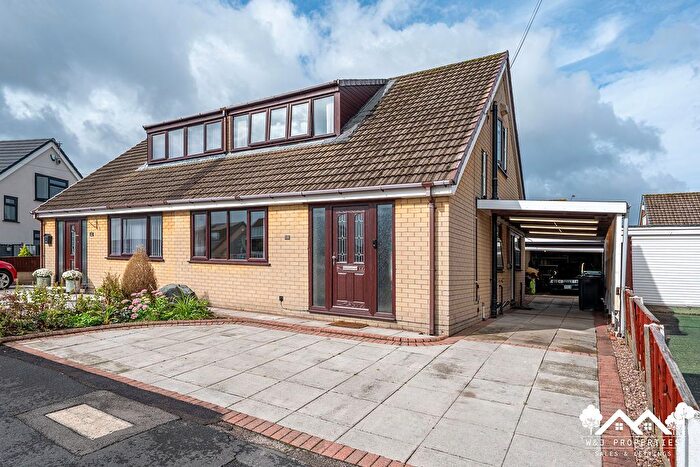 2 Bedroom Semi-Detached House For Sale In Croft Avenue, Golborne, WA3