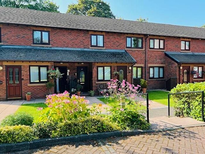 2 Bedroom Flat For Sale In Penwortham Hall Gardens, Penwortham, Preston, PR1