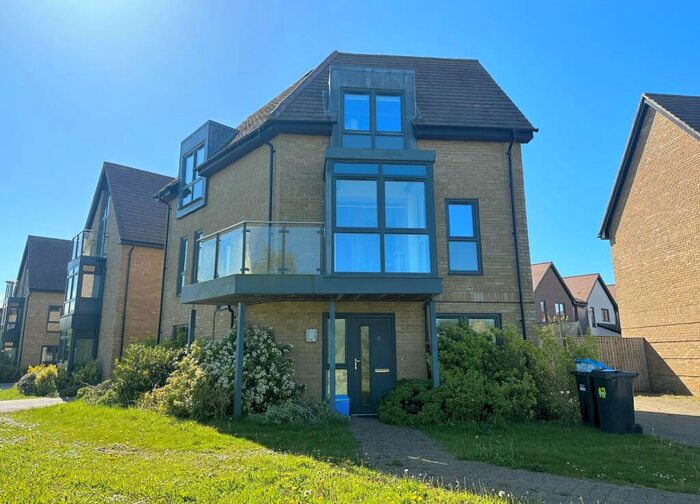 3 Bedroom Detached House To Rent In Kernal Close, Oakgrove, Milton Keynes, MK10