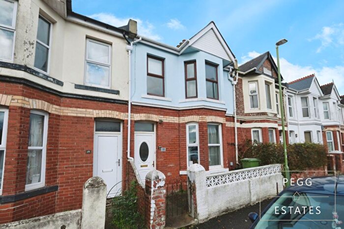 3 Bedroom Maisonette For Sale In Marnham Road, Torquay, TQ1
