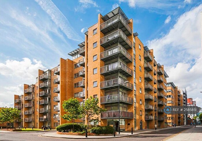 2 Bedroom Flat To Rent In Constable House, London, E14