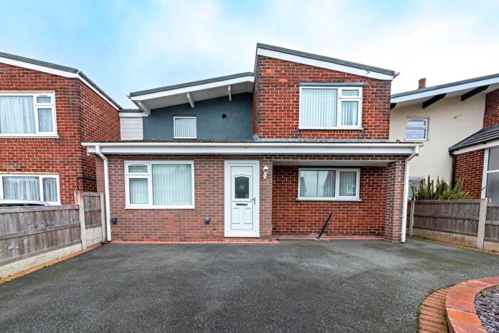 3 Bedroom Property To Rent In Alyn Road, Buckley, CH7