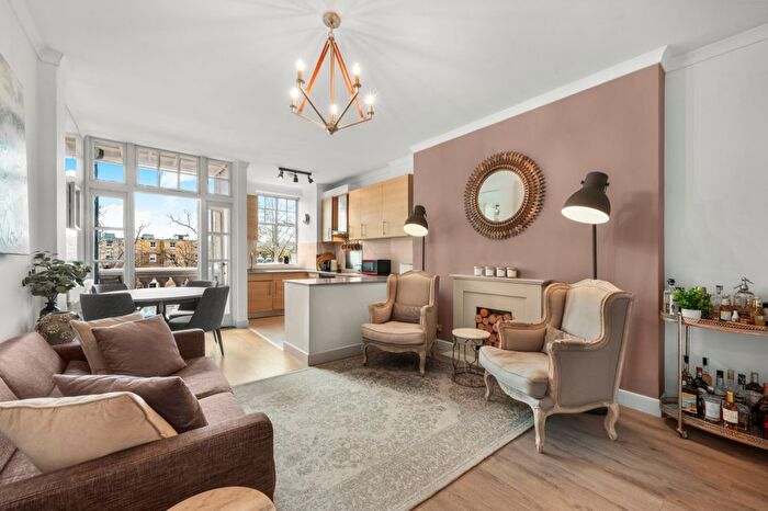 1 Bedroom Flat For Sale In Clive Court, Maida Vale, W9