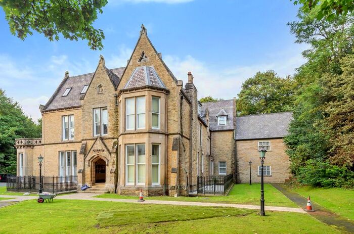 2 Bedroom Flat To Rent In Chaseley Road, Salford, M6