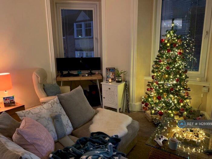 2 Bedroom Flat To Rent In East High Street, Crieff, PH7