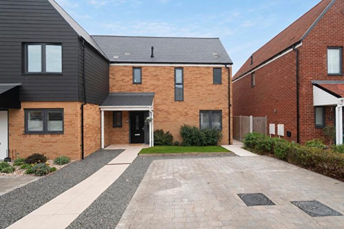 2 Bedroom Semi-Detached House For Sale In Citronella Road, Whitstable, CT5