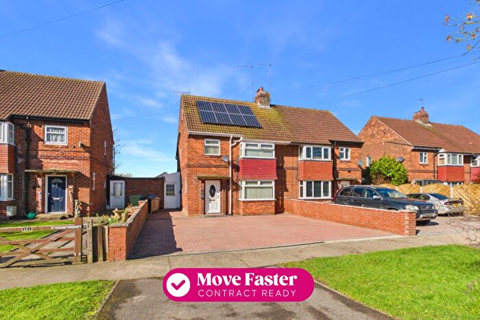 3 Bedroom Semi-Detached House For Sale In The Crescent, Sigglesthorne, Hull, HU11