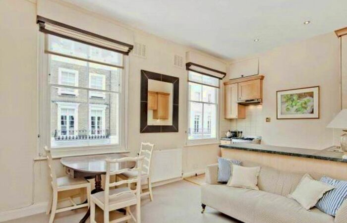 1 Bedroom Flat To Rent In Moreton Place, Pimlico, London, SW1V