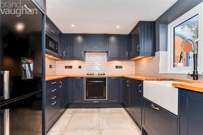 2 Bedroom Terraced House To Rent In Great College Street, Brighton, East Sussex, BN2