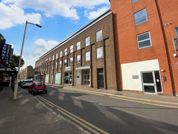 1 Bedroom Apartment To Rent In Baddow Road, Chelmsford, CM2