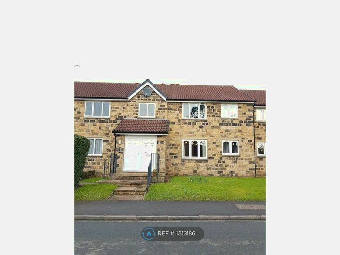 2 Bedroom Flat To Rent In Beck Lane, Collingham, LS22