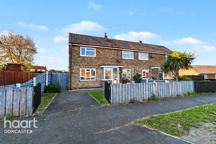 3 Bedroom Semi-Detached House For Sale In Blackmoor Road, Haxey, Doncaster, DN9