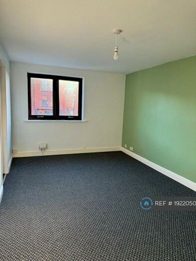 1 Bedroom Flat To Rent In Fish Street, Hull, HU1