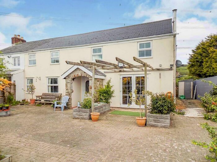 4 Bedroom Cottage For Sale In Rhiwceiliog, Pencoed, Bridgend County., CF35