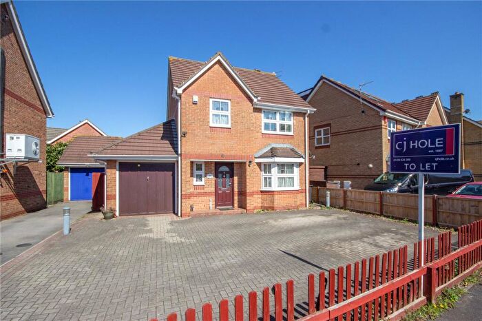 4 Bedroom Detached House To Rent In Tarragon Place, Bradley Stoke, Bristol, BS32