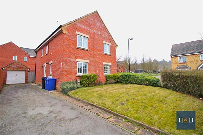 4 Bedroom House To Rent In Woodlands, Grange Park -, NN4