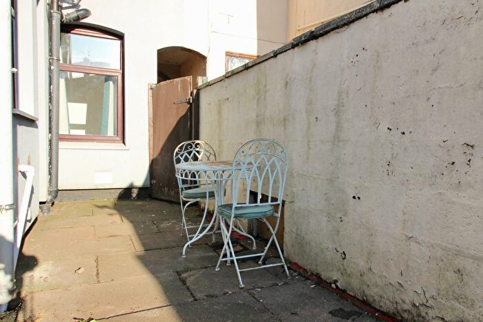 1 Bedroom Flat To Rent In Tomkinson Road, Nuneaton, CV10