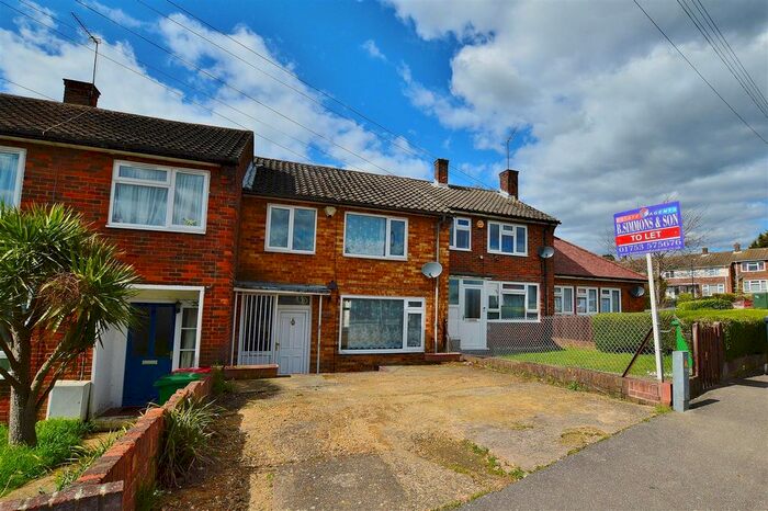 3 Bedroom Terraced House To Rent In Long Readings Lane, Slough, SL2